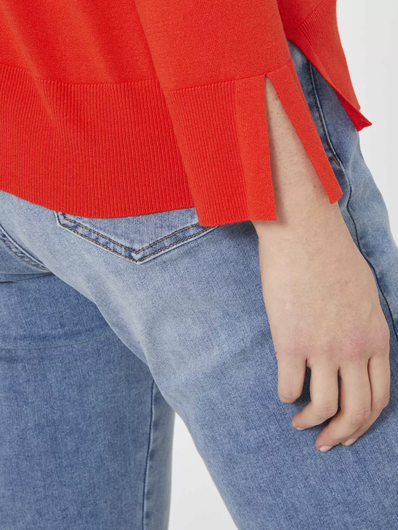 Sale Elena Mirò Pull En Viscose Agreable A Porter Ecovero™ Modele Basic Rouge